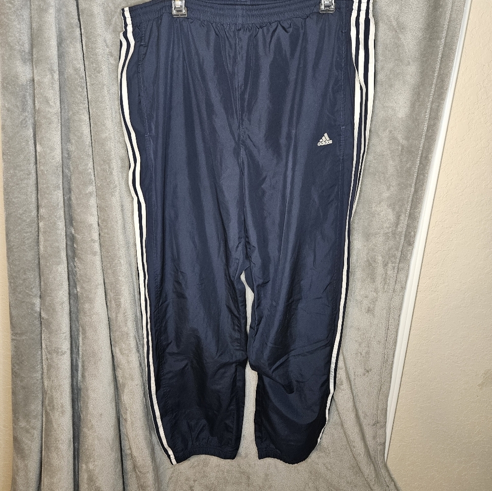 G043. VINTAGE - ADIDAS Men's Track Pant in Blue/White Stripe - Size XL